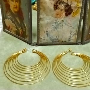 VINTAGE GOLD TONE MUTI HOOPS CHUNKY PIERCE EARRINGS